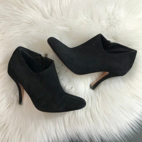 Dolce Vita Shoes - (Sold) Dolce Vita Black Suede Beji Ankle Boots, 6